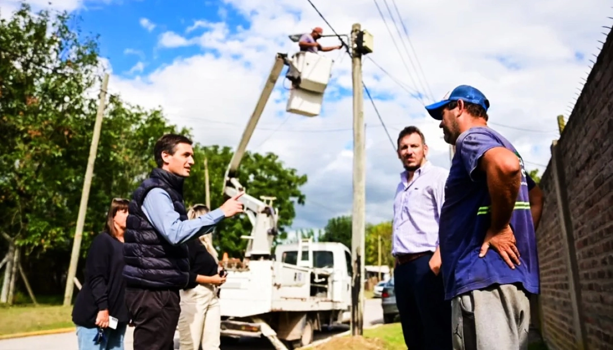 Obras de empedrado e iluminación mejoran la conectividad y la seguridad en Domselaar