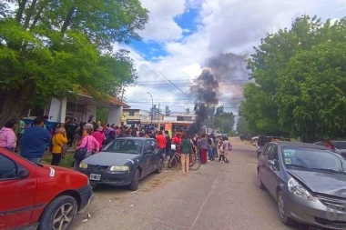 Violencia extrema en Mar del Plata: incendiaron la casa de un chico de 10 años acusado de abuso en la escuela