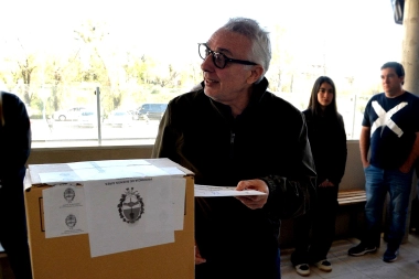 Zamora votó en Tigre y dijo que este es el “punto de partida” para Somos Buenos Aires