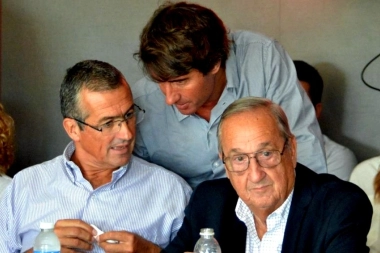 Intendentes de la UCR se reunieron con ministros de Kicillof para reclamar fondos y obras