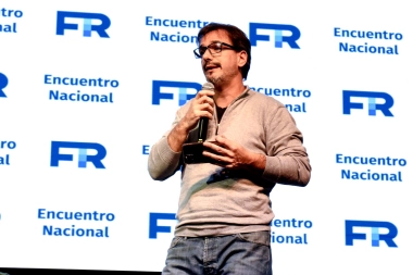 Con ironías, desde el massismo advierten a Macri tras su encuentro con Milei en Olivos