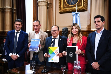 Intendentes denuncian que el Gobierno de Milei frena la creación de dos nuevas universidades