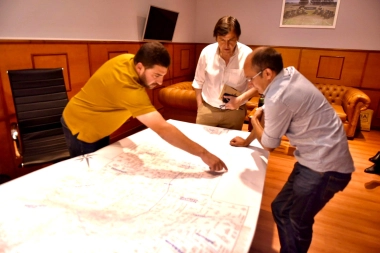 Emergencia hídrica en 25 de Mayo y Bolívar: Egüen destacó la ayuda de Nación para mitigar el impacto de las lluvias