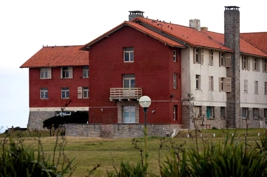 Con menos poder adquisitivo, el Gobierno bonaerense relanza el turismo social y apunta a recuperar Chapadmalal