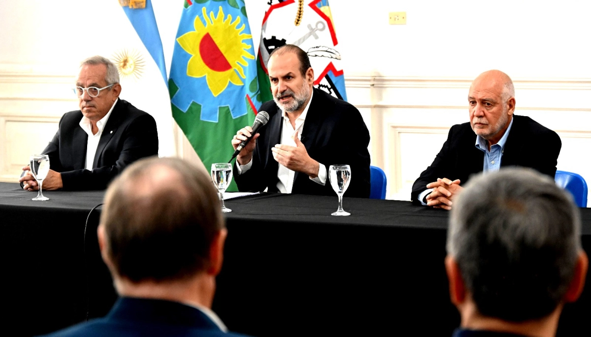 Susbielles acordó con empresas el financiamiento de 13 de obras hidráulicas para Bahía Blanca