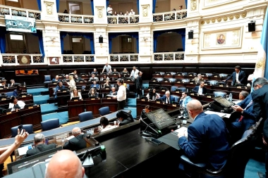 Presupuesto 2026 bajo presión: Kicillof logró aprobar dos de las tres leyes y deja la deuda en suspenso