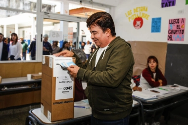 Votó Espinoza en Villa Luzuriaga: “En La Matanza la gente salió a votar y a expresarse”