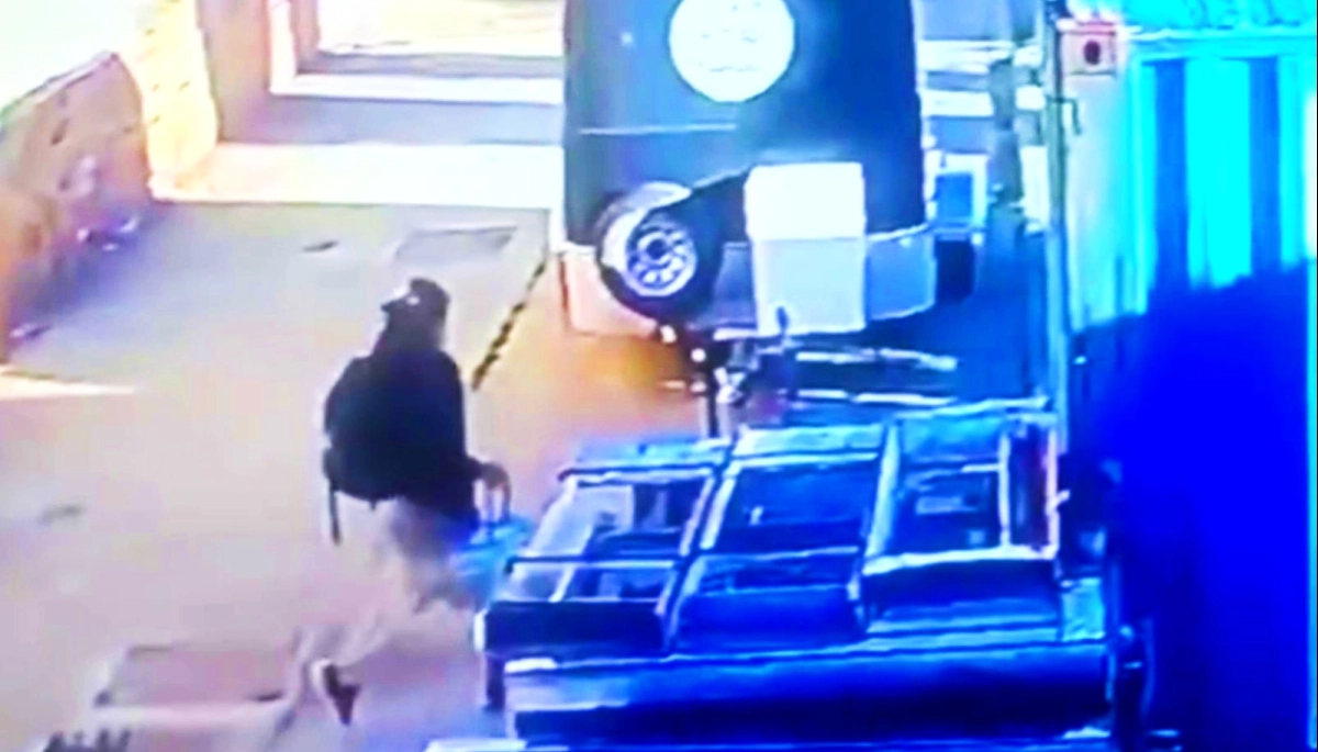 Imperdonable robo en Varela: buscan a un sujeto que se llevó pertenencias de los Bomberos Voluntarios