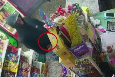 Robo a traición en Tandil: pidió agua y cuando le dio la espalda se robó miles de pesos en chocolates