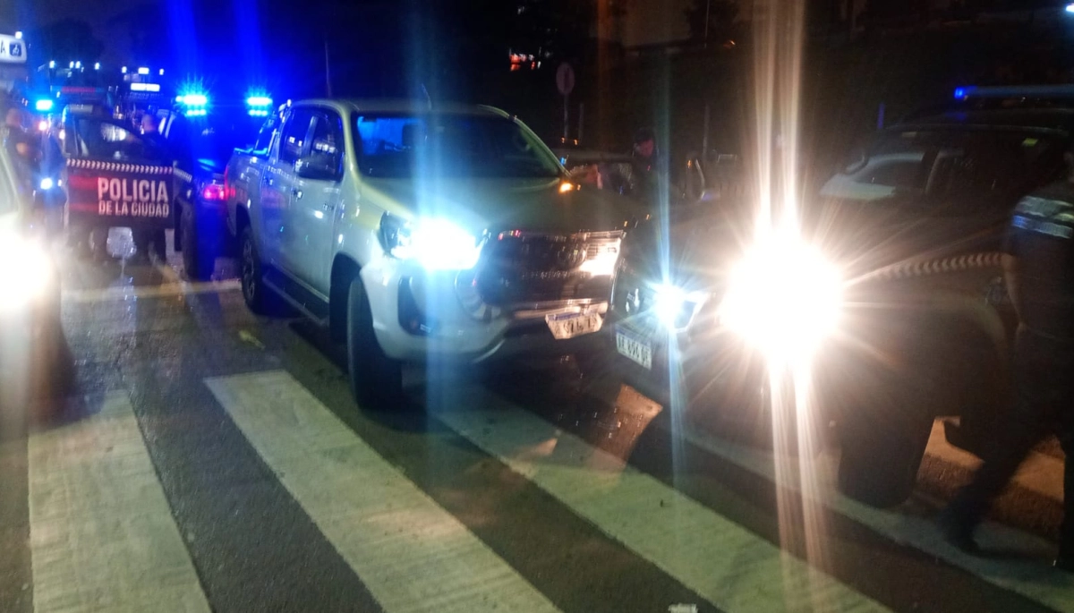 El Anillo Digital descubrió una 4x4 robada y el conductor fue detenido tras chocar un auto y dos patrullas