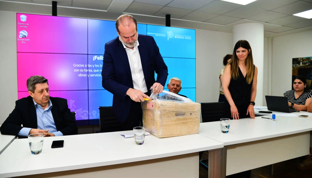 Bahía Blanca realizó la apertura de sobres para la reconstrucción del Canal Maldonado - Estapa II