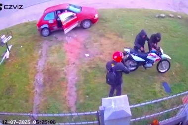 Raid delictivo en Mar del Plata: se iba a trabajar y lo chocaron para robarle la moto