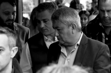 Diputado libertario se durmió en su despacho y ayudó a Kicillof con el endeudamiento