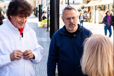 Valenzuela se olvidó de su pasado como periodista y avaló la persecución libertaria a la prensa