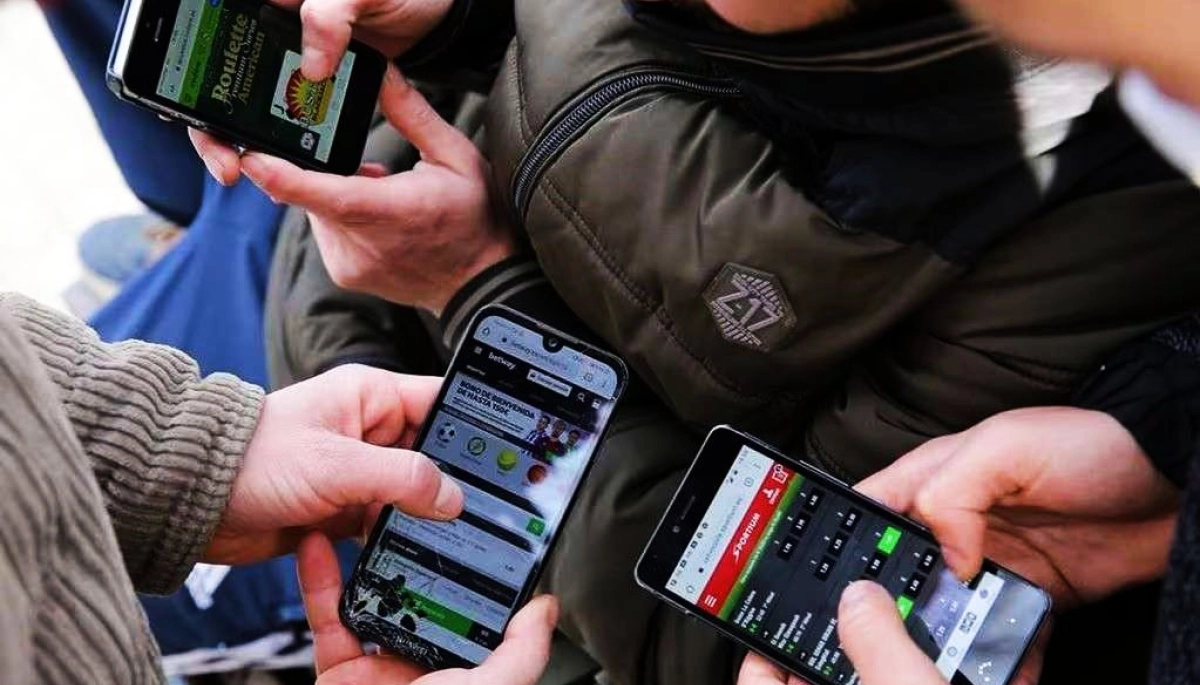 Lotería y Cruz Roja coordinan acciones frente al avance de las apuestas online en adolescentes