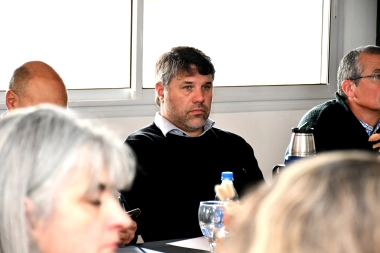 Intendentes radicales le reclaman a Kicillof deudas y le recordaron la situación alarmante en varios distritos