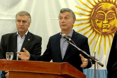 ARA San Juan: Macri aseguró que se continuará la búsqueda y pidió respeto para las familias