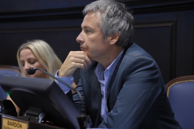 Diputado de Cambiemos cuestionó “postura intransigente” de docentes con el paro