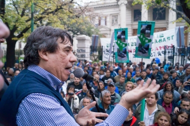 Desde FESIMUBO reclaman que los sueldos básicos de los municipales “no llegan al salario mínimo”