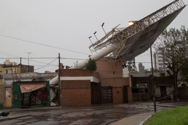 Dos muertos, 407 evacuados y 15 municipios afectados por la feroz tormenta en la Provincia