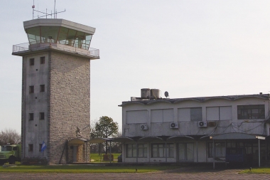 El Gobierno dió luz verde para que una "low cost" opere desde el aeropuerto de La Plata