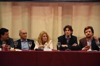 Con Lousteau como invitado, el Foro de Legisladores Radicales analizó la crisis económica