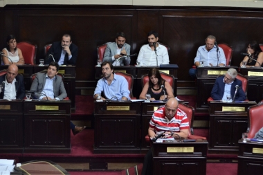 La oposición insiste con la renuncia de Sánchez Zinny: “Vidal lo tiene que echar ya”