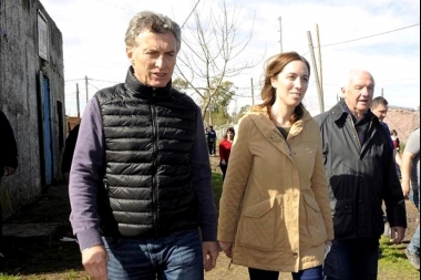 Pese al fuerte operativo, Vidal y Macri vivieron mal momento en visita a Trenque Lauquen