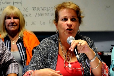 De cara a paritaria docente, Petrocini adelantó que pedirán a Vidal discutir “salario perdido” de 2018