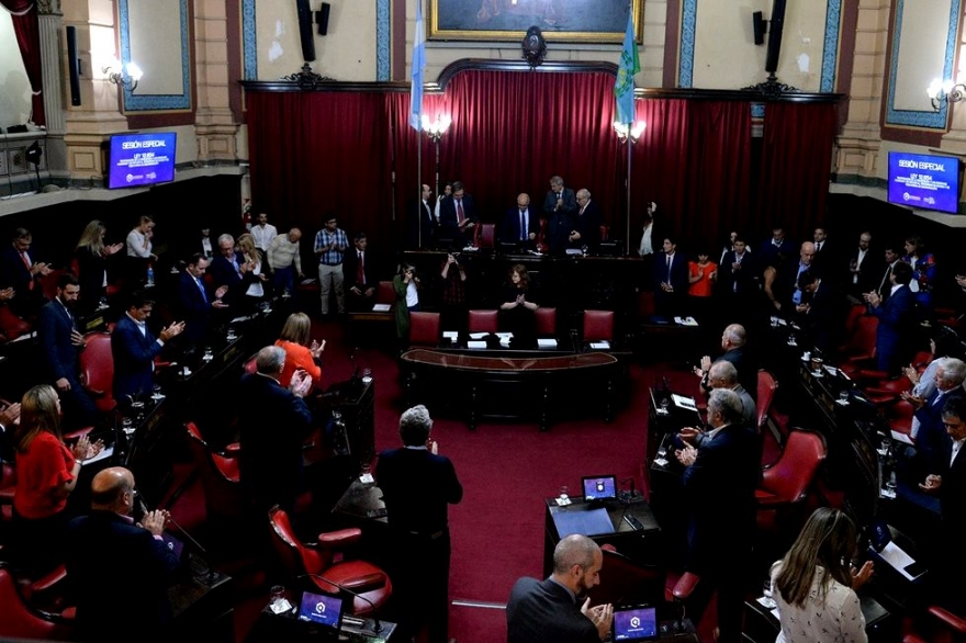 El Senado aprobó la Ley Micaela: la Provincia tendrá capacitaciones de género obligatorias