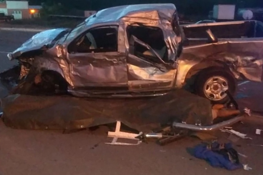 Trágico accidente en Carmen de Areco: 9 muertes y 7 heridos por choque entre camioneta y camión