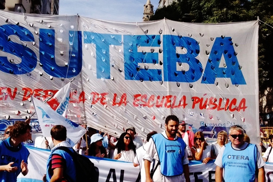 Pese al acuerdo, docentes se pliegan al paro nacional del 30 de abril: no habrá clases en Provincia