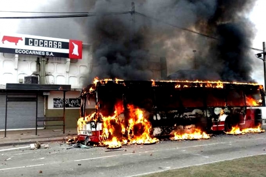 Interna gremial: vehículos incendiados y heridos de bala en un frigorífico de San Fernando