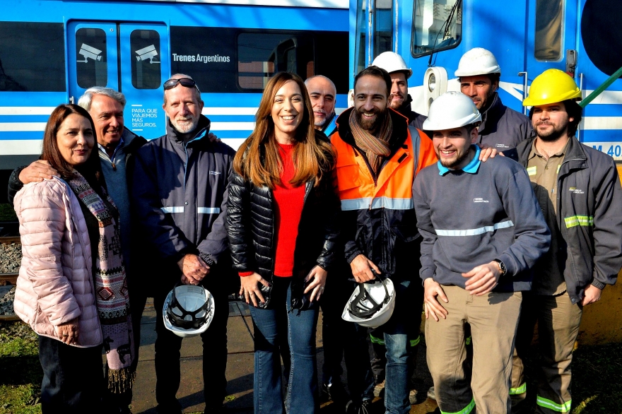 Junto a Luján Rey, Vidal supervisó instalación del Sistema de Frenado Automático para trenes