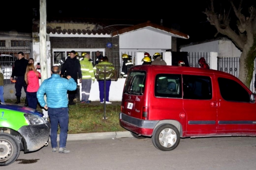 Se derrumbó la losa de una vivienda en Punta Alta y provocó la muerte de un nene de 6 años