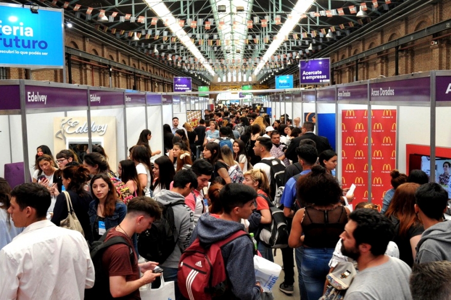 De qué se trata la Feria Futuro en La Plata: un evento que brinda herramientas laborales a jóvenes