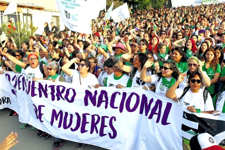 Suspendieron el acto de apertura del Encuentro de mujeres, ante la tormenta eléctrica