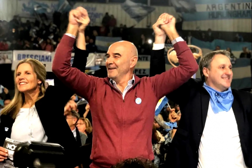 Insólito: el candidato a Gobernador de Gómez Centurión pide votar por Macri y Vidal