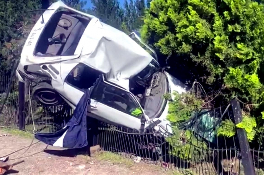 Tragedia en La Plata: una nena de 4 años murió en un vuelco y sus padres resultaron heridos