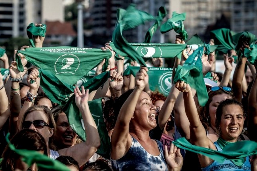 Macri decretó el rechazo al protocolo de aborto no punible y estallaron las internas en Cambiemos