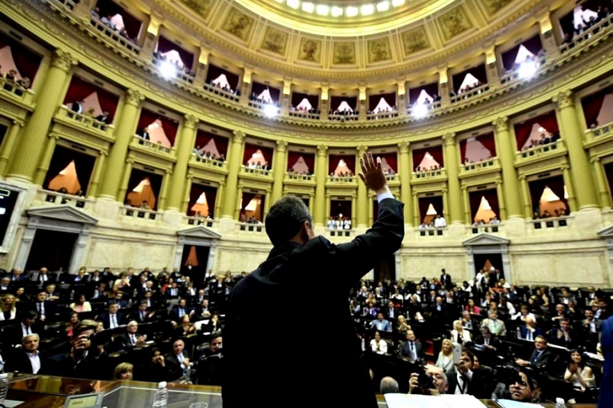 Con mensaje anti grieta, Massa asumió la presidencia de Diputados de la Nación