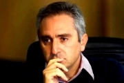 Larroque puso en duda la continuidad de la “asistencia” por las “políticas” de Milei
