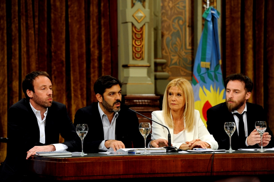 Ministros de Kicillof anunciaron la Emergencia Social, Económica, Productiva y Energética