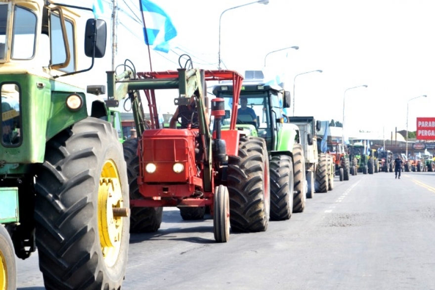Tractorazo: con internas, el campo moviliza contra la Ley Impositiva de Kicillof y las retenciones de Alberto