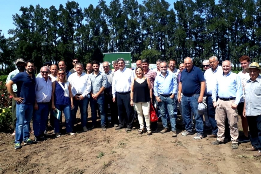 En un encuentro con productores, el ministro de Desarrollo Agrario destacó la Ley Impositiva