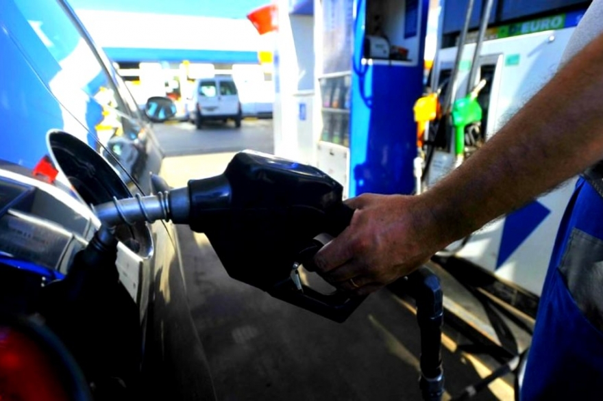 Alivio al bolsillo: Nación pospuso hasta marzo la actualización del impuesto al combustible