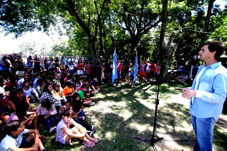 Mantegazza encabezó el acto de cierre de “Escuelas Abiertas en Verano” en San Vicente