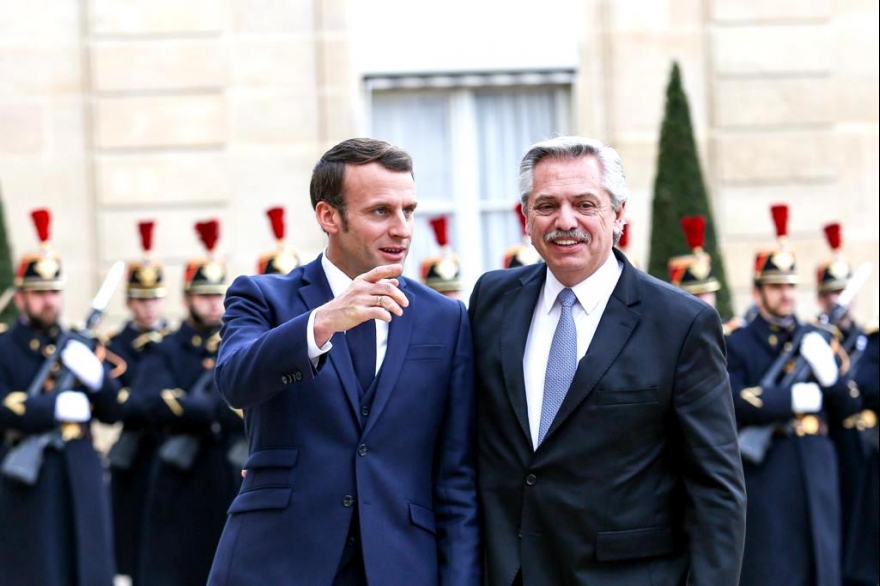 Macron se comprometió a ayudar a Alberto frente al proceso de renegociación de la deuda