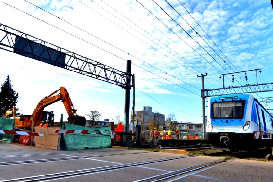 Transporte aseguró que la obra del paso bajo nivel en La Plata se reactivará pronto