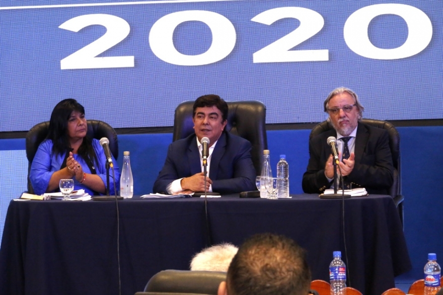 Espinoza abrió las Sesiones Ordinarias en la Matanza y criticó las políticas “macrividalistas”